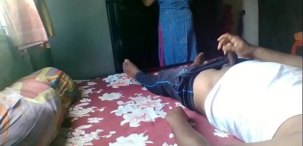 trendsFlashing on real Indian maid with twist